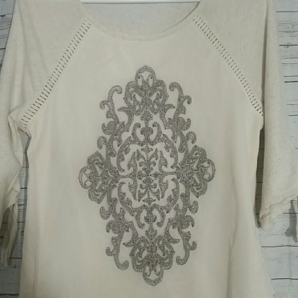 WIT & WISDOM Creme Embellished Top Size Small